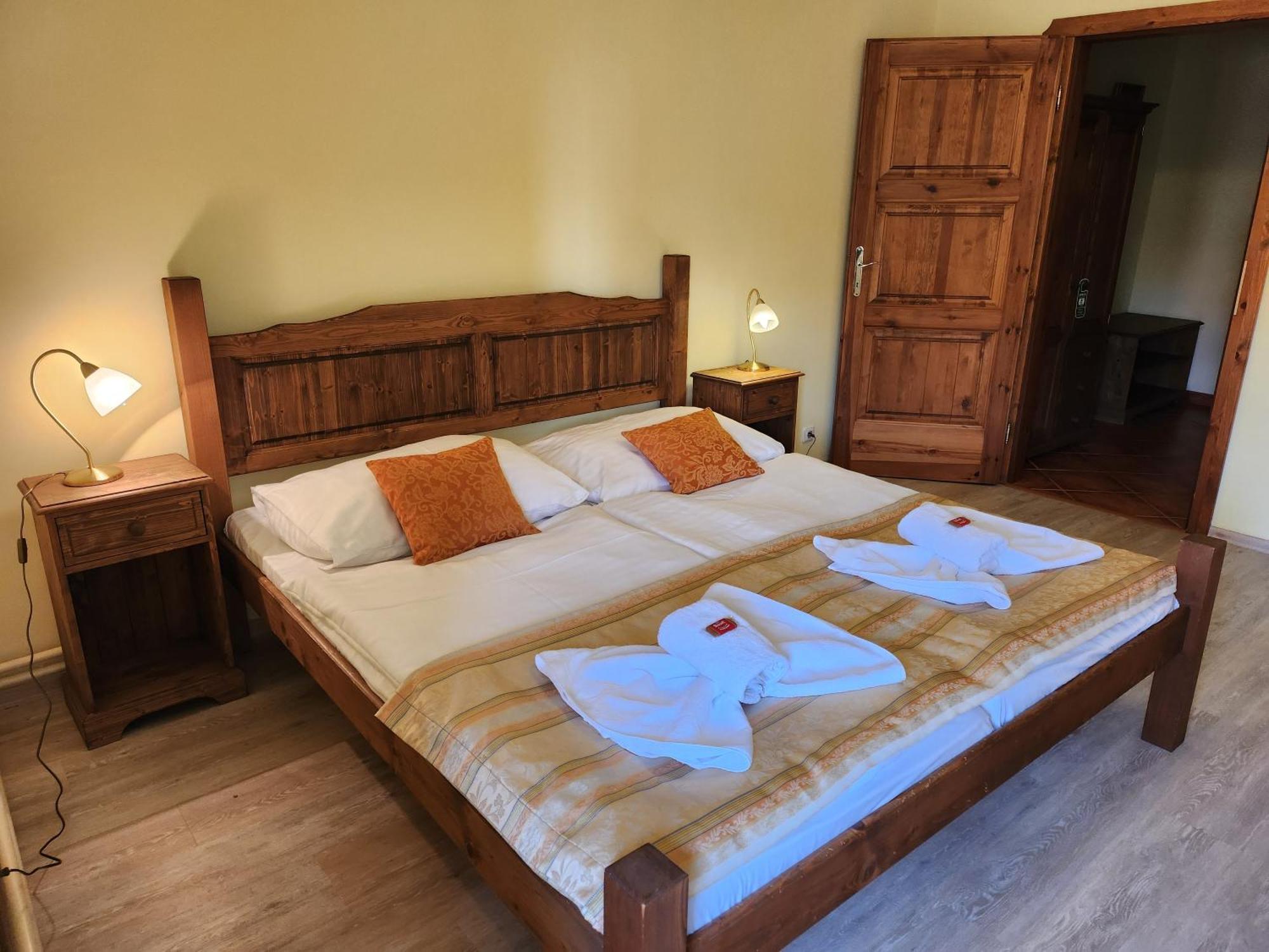 Hotel Opat Kutná Hora Kültér fotó