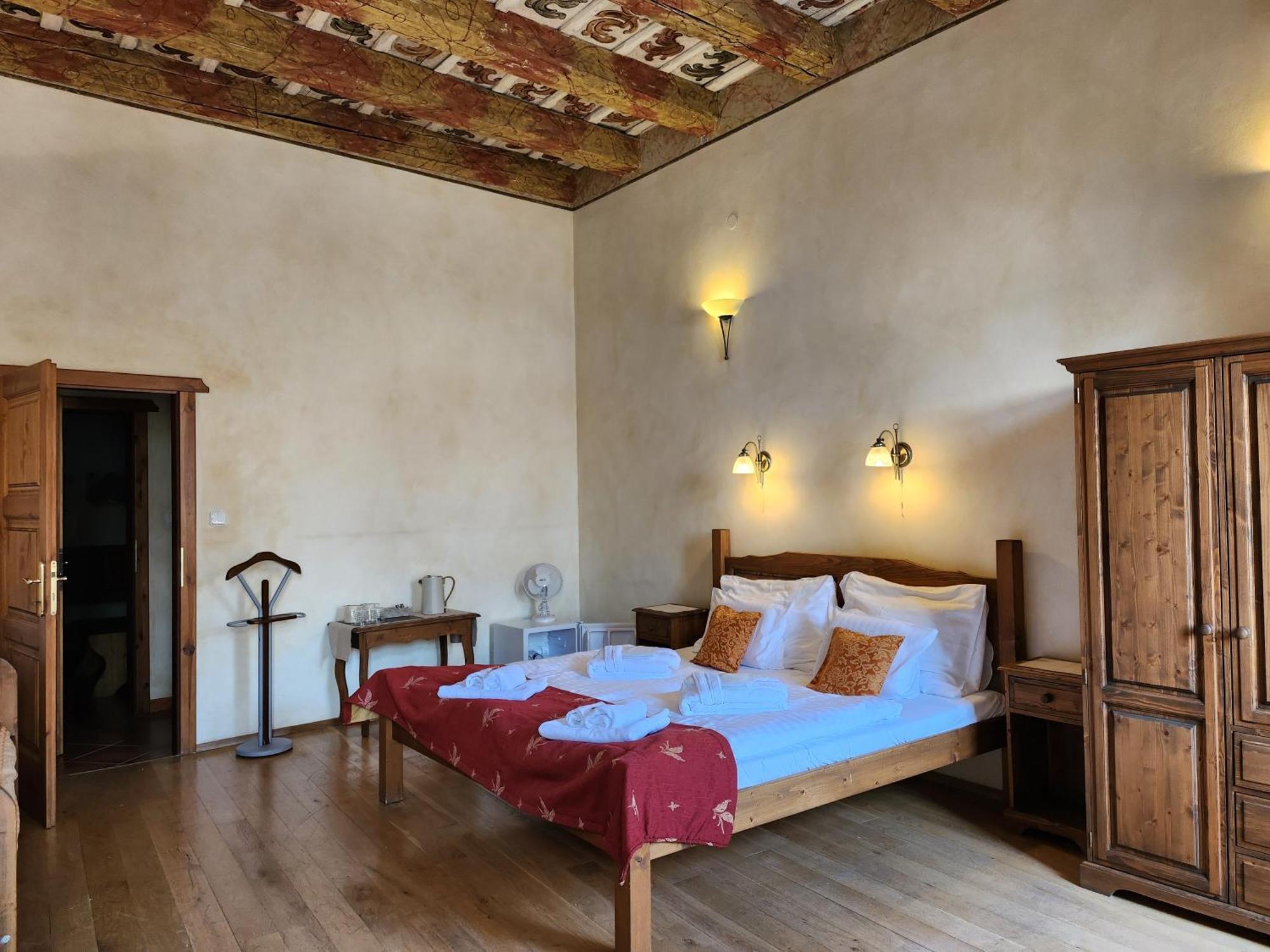 Hotel Opat Kutná Hora Kültér fotó