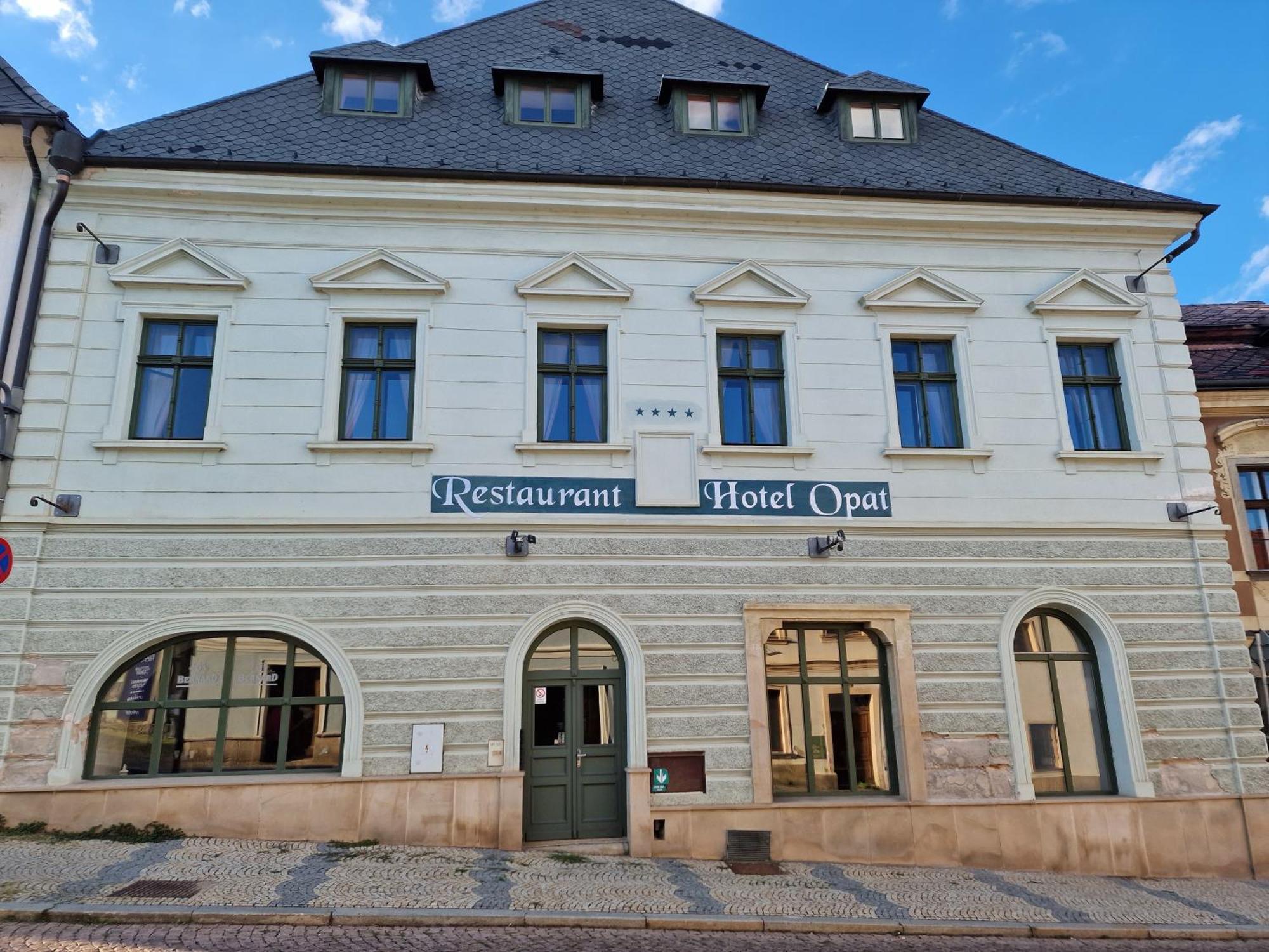 Hotel Opat Kutná Hora Kültér fotó