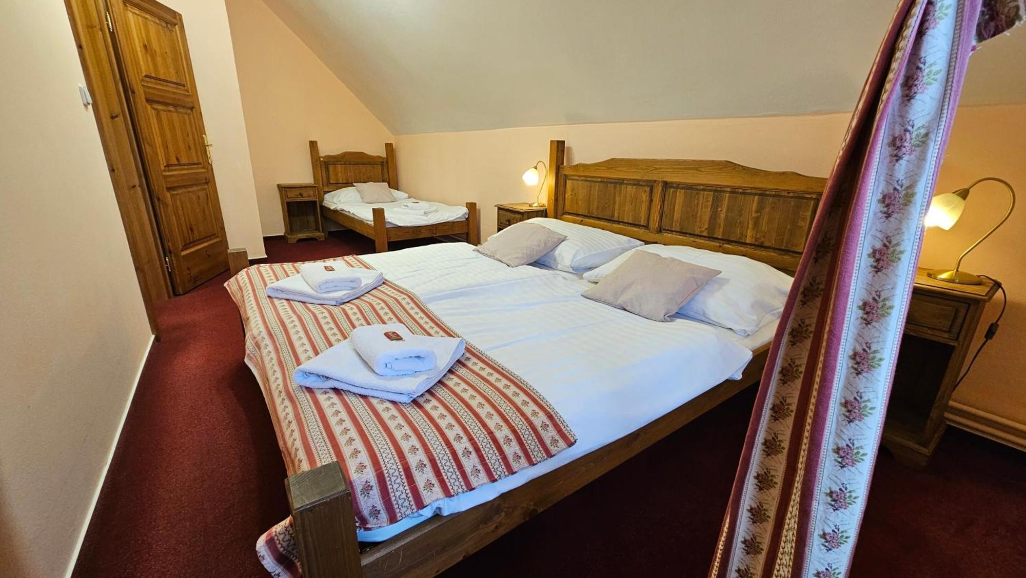 Hotel Opat Kutná Hora Kültér fotó